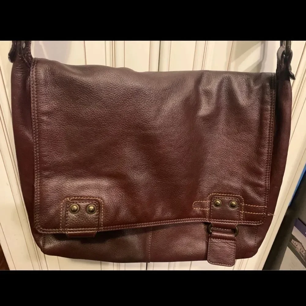 M. Julian Leather Laptop Case, Briefcase Computer Bag.